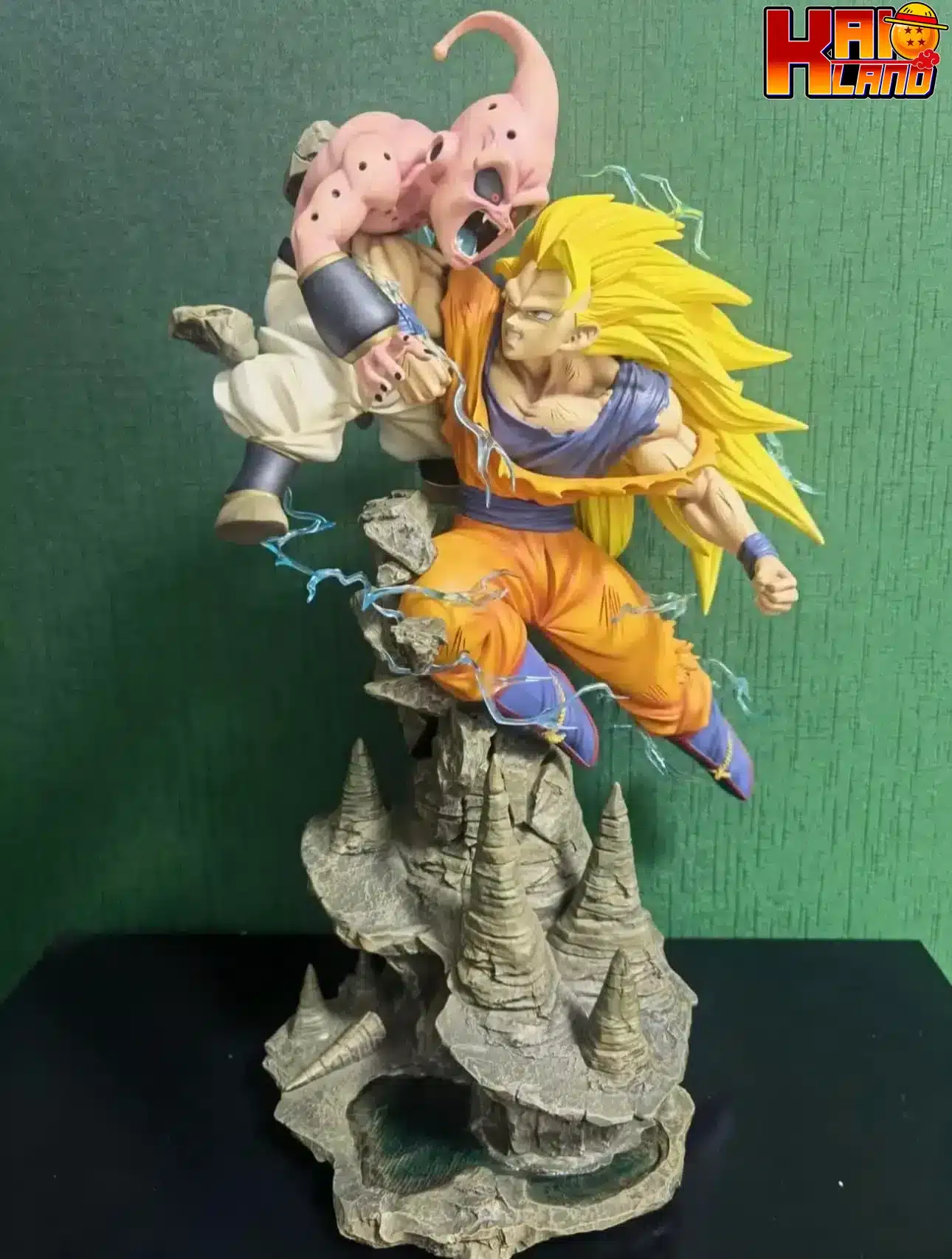 Dragon Ball Ryu Studio Goku SSJ3 vs Kid Buu Licensed Resin Statue