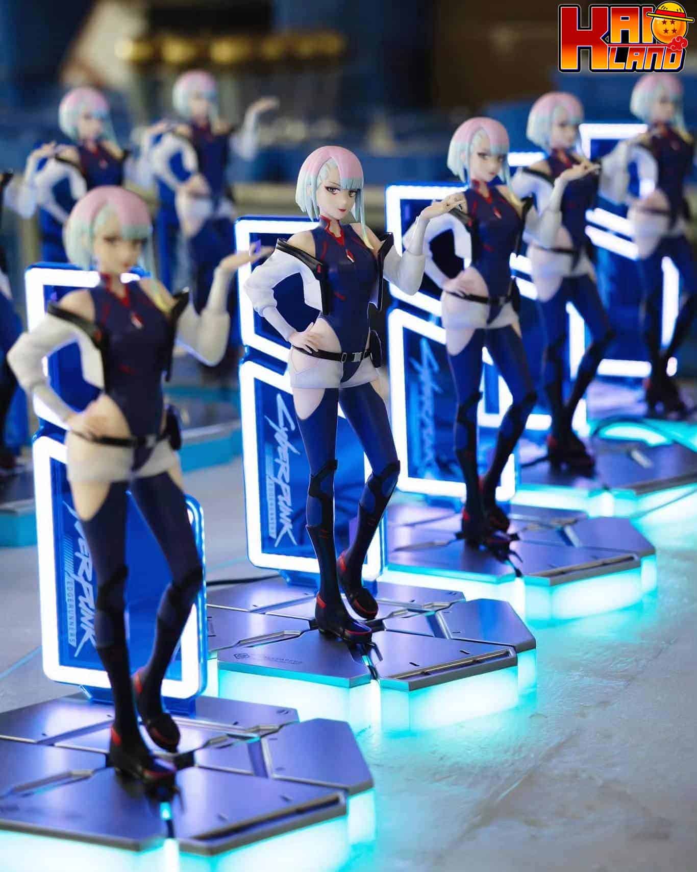 Cyberpunk ABsinthe studio Lucy Resin Statue