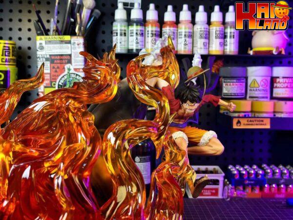 One Piece BT Studio Monkey D Luffy With LED Resin Statue 4