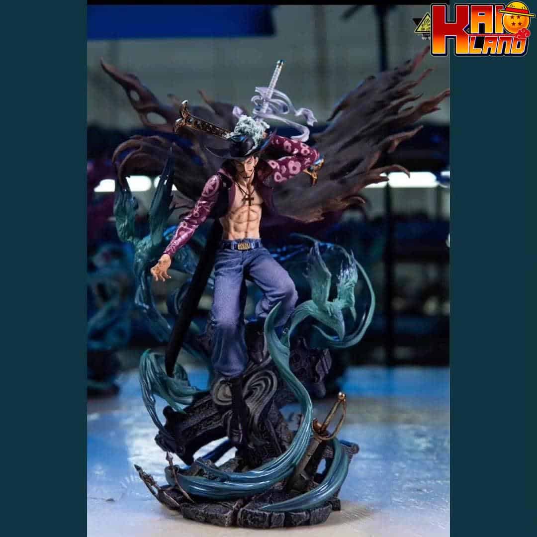 One Piece SuperBomb Studio Mihawk 2.0 Resin Statue