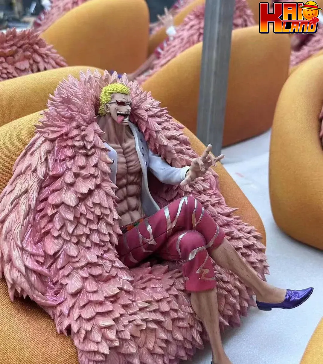 ドフラミンゴ　フィギュア　Brain Hole Studio ワンピース ブレインホールスタジオ ドフラミンゴ 樹脂製スタチュー