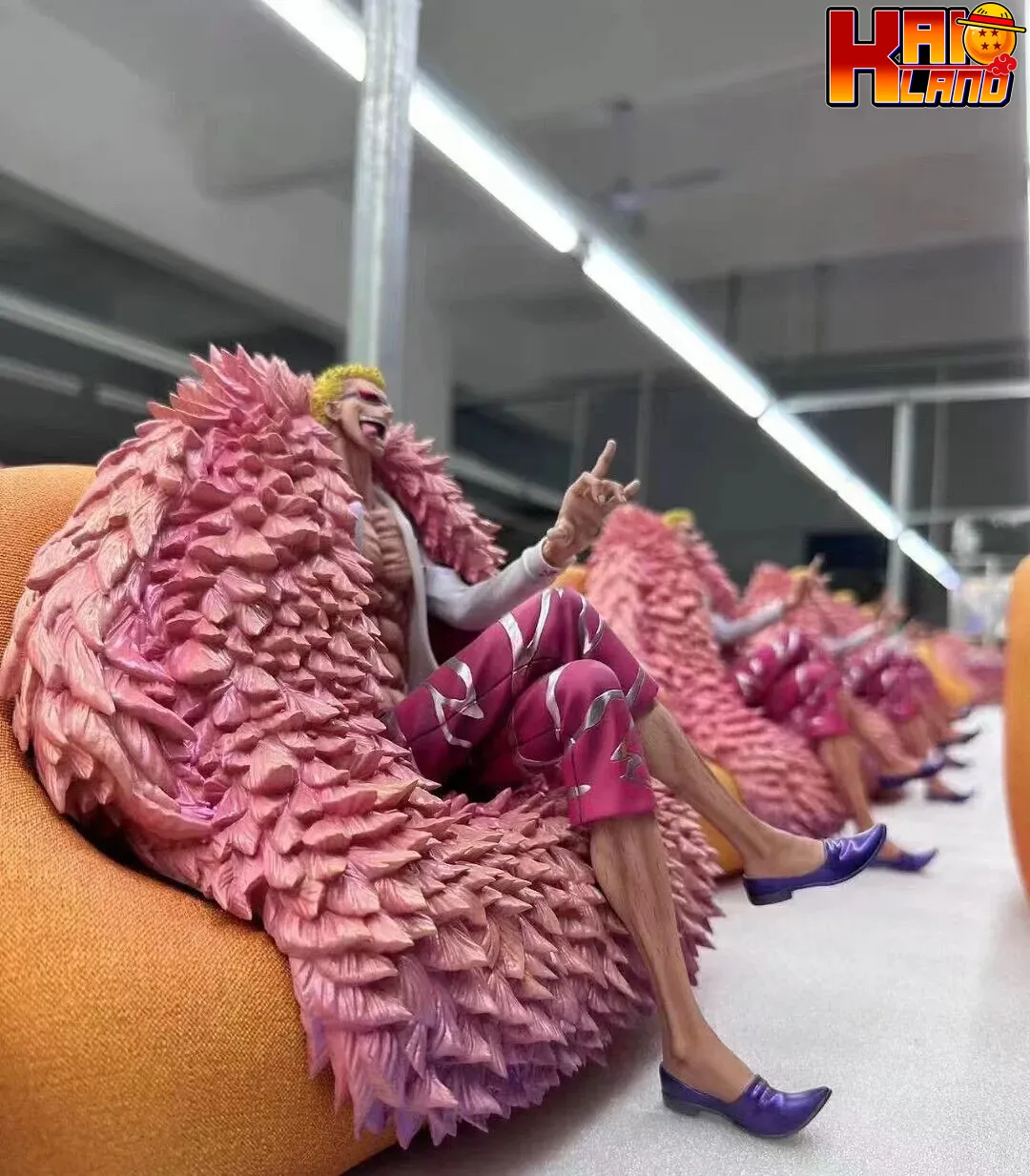 ワンピース ブレインホールスタジオ ドフラミンゴ 樹脂製スタチュー