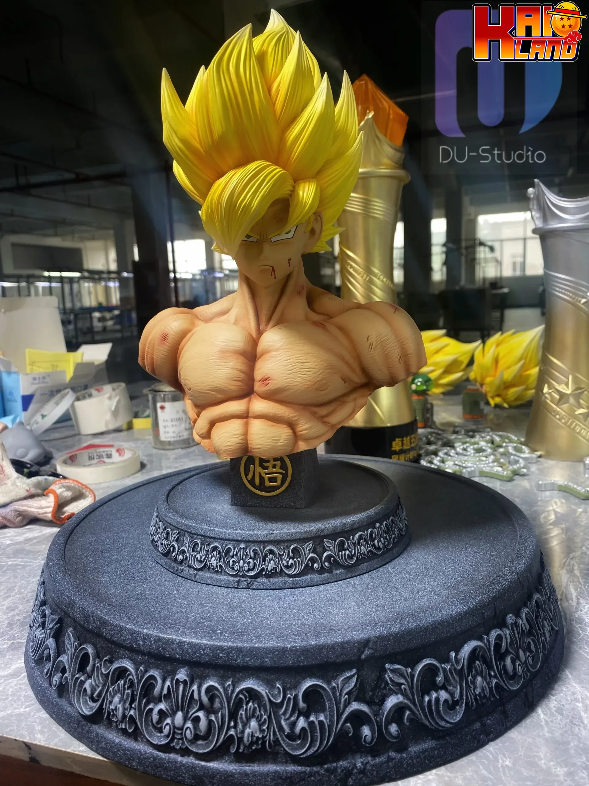 ドラゴンボール DU スタジオ SSJ 悟空樹脂スタチュー - Kaioland