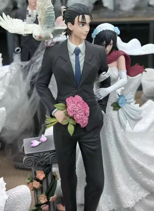 Attack on Titan LC Studio Mikasa x Eren Wedding Resin Statue 1