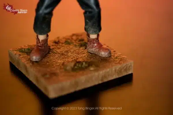 Attack on Titan Comic Hero Kid Eren Resin Statue 2