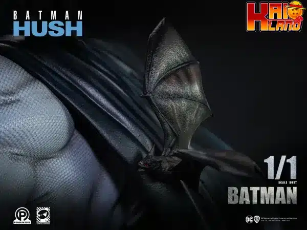 DC Limit Studio x Penguin Toys Batman Bust Licensed Resin Statue 6