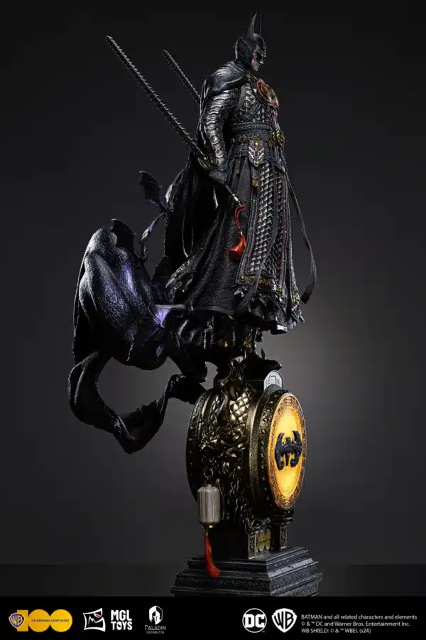 DC Batman MGL TOYS Studio Batman Jinyiwei Resin Statue 3