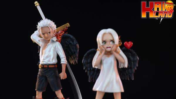 One Piece Super Guai Studio Seraphim Dracule Mihawk Resin Statue 4
