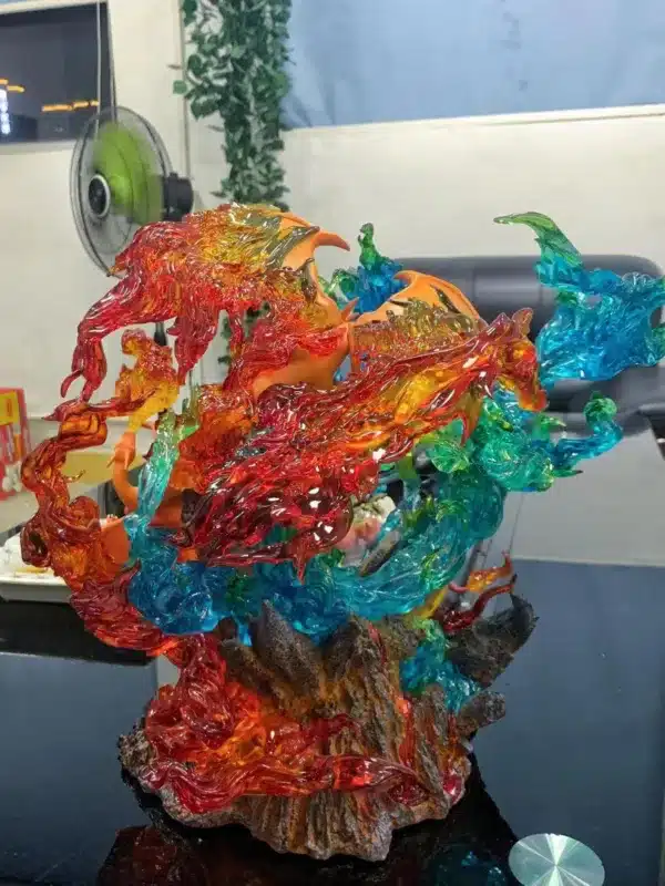 Pokemon Gene Studio Charizard Battle Resin Statue 2