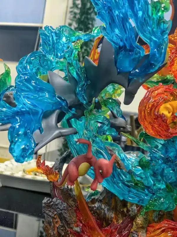 Pokemon Gene Studio Charizard Battle Resin Statue 5