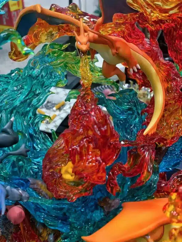 Pokemon Gene Studio Charizard Battle Resin Statue 6