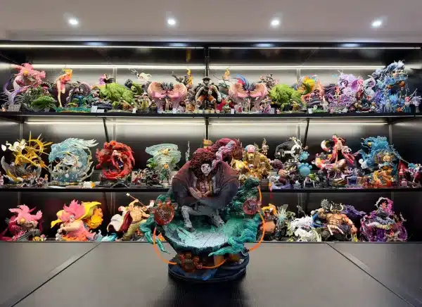 One Piece Super Bomb Studio Kuma Resin Statue