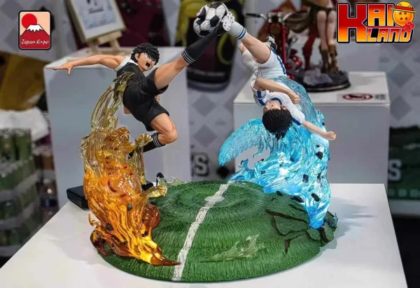 Oliver And Benji Cartoon Kingdom Oliver atom vs Mark Lenders Licensed Resin Statue 1