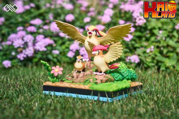 Pokemon Infinite Studio Evolutions Pidgeot Resin Statue 0