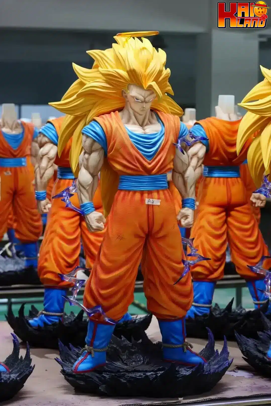 Dragon Ball Freewing Studio SS3 Goku Resin Statue