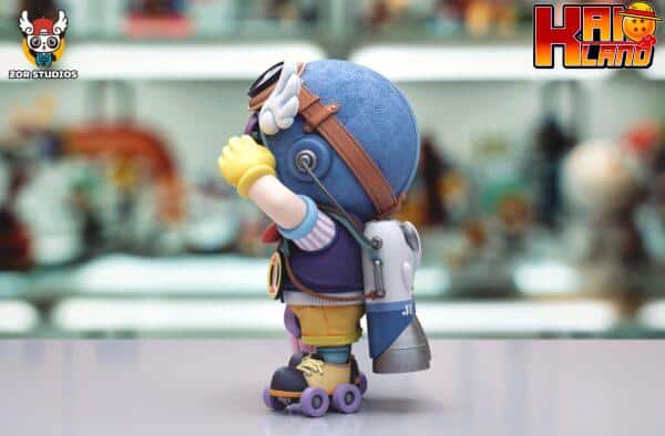 Dr Slump ZOR Studio Pilot Arale Resin Statue 5