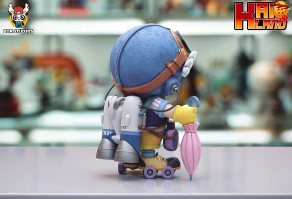 Dr Slump ZOR Studio Pilot Arale Resin Statue 6