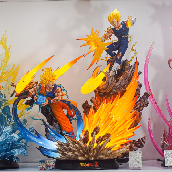 Dragon Ball KD Collectibles SS2 Goku VS SS2 Majin Vegeta Resin Statue 1