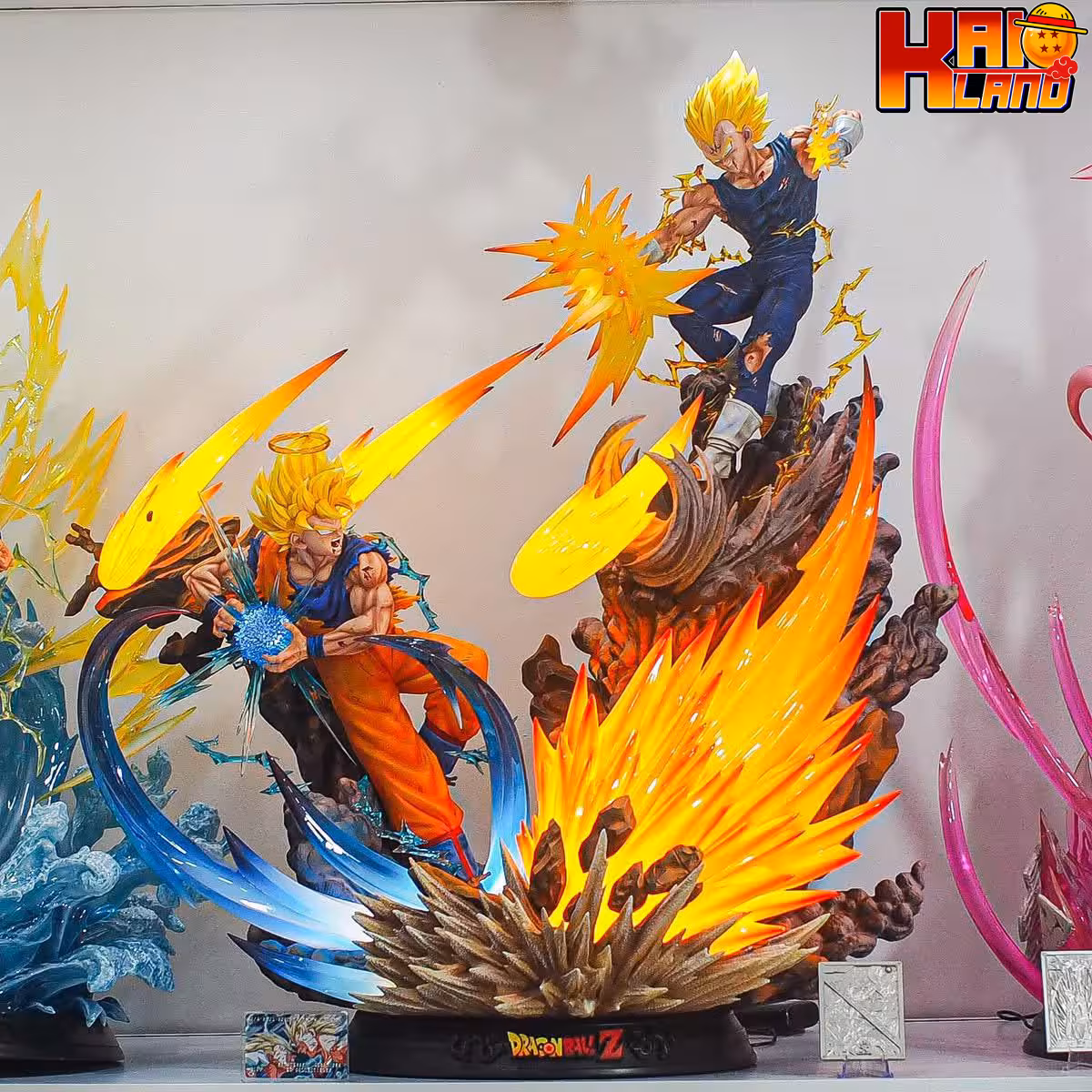 Dragon Ball KD Collectibles SS2 Goku VS SS2 Majin Vegeta Resin Statue