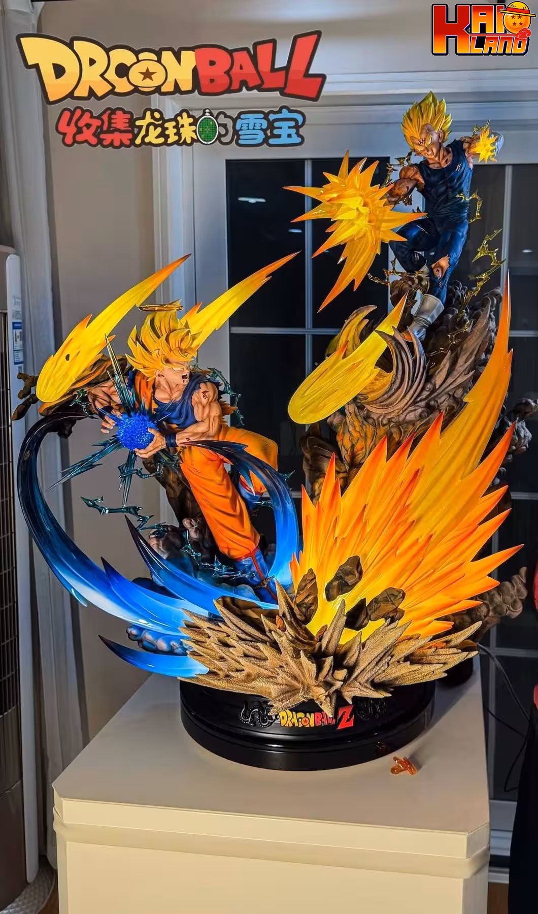 Dragon Ball KD Collectibles SS2 Goku VS SS2 Majin Vegeta Resin Statue