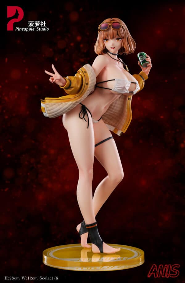 Goddess of Victory Pineapple Studio Anis Resin Statue 1