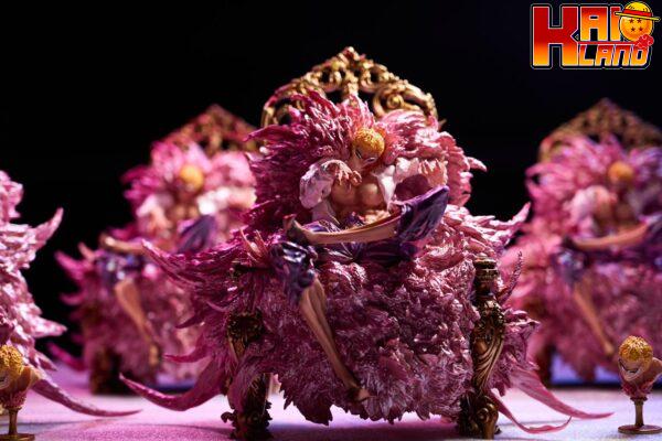 One Piece Iron Curtain Studio Donquixote Doflamingo Resin Statue 4