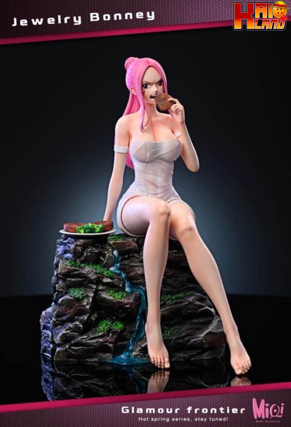 One Piece MiQi Studio Jewelry Bonney Resin Statue 3