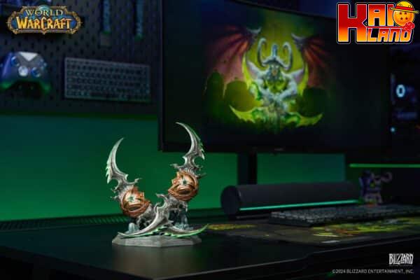 World of Warcraft Blizzard Entertainment Warglaive of Azzinoth Licensed Resin Statue 5