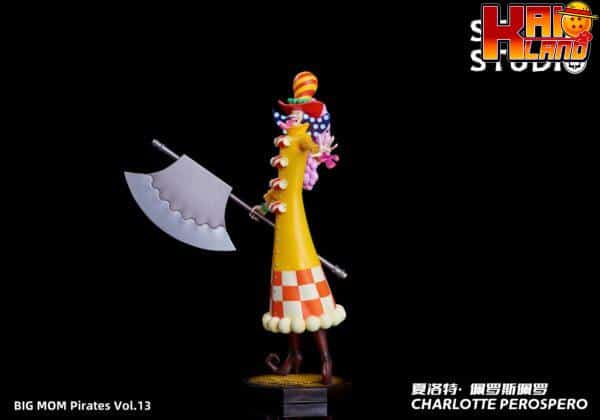 One Piece Stand Studio Charlotte Perospero Resin Statue 4