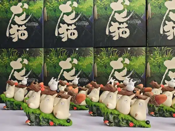 My Neighbor Totoro LongMiao Studio Totoro Carrying Acorns Resin Statue