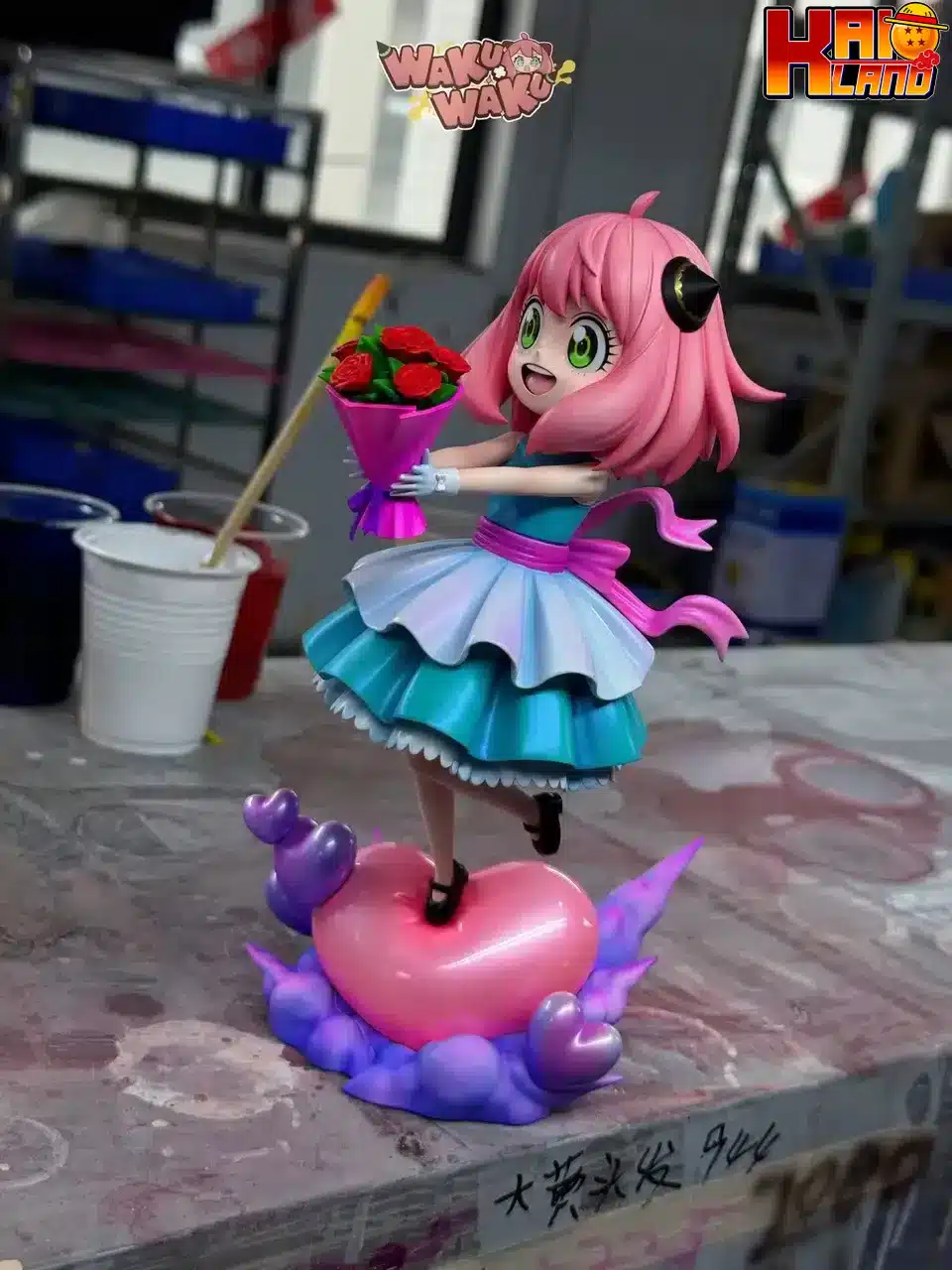 Spy of Family WakuWaku Studio Anya Valentines Day limit Resin Statue