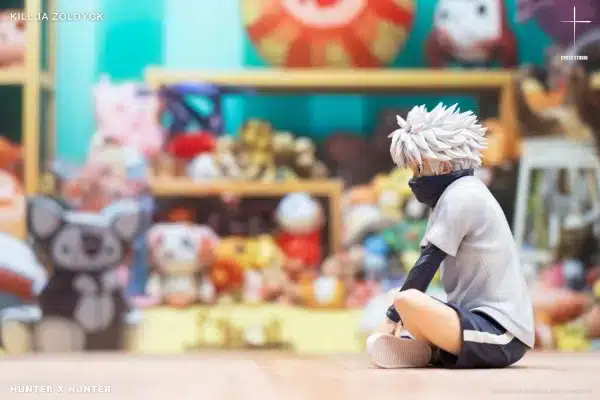 Hunter x Hunter Cross Studio Sitting Killua Resin Statue 5