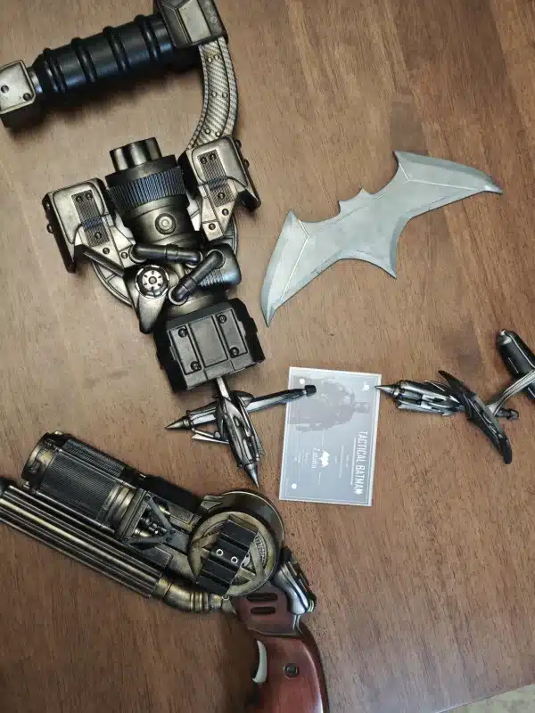 DC Comics Z Studio Weapons Batman Resin Statue 2 min
