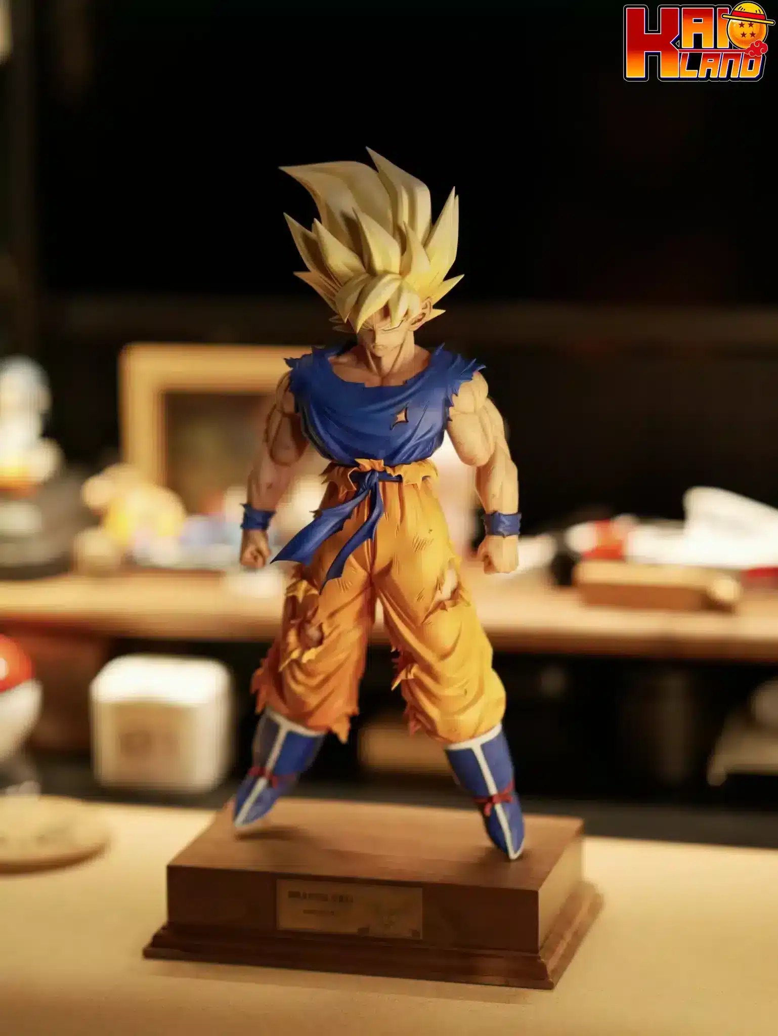 Dragon Ball Jie Ke Bang Studio Super Saiyan Son Goku Resin Statue