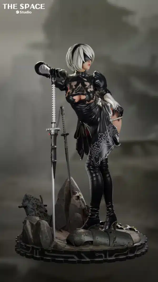 NieR Automata The Space Studio 2B Resin Statue 1