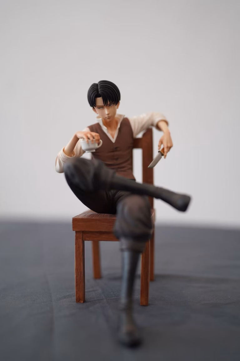 Attack on Titan Titan Studio Levi Sitting Resin Statue