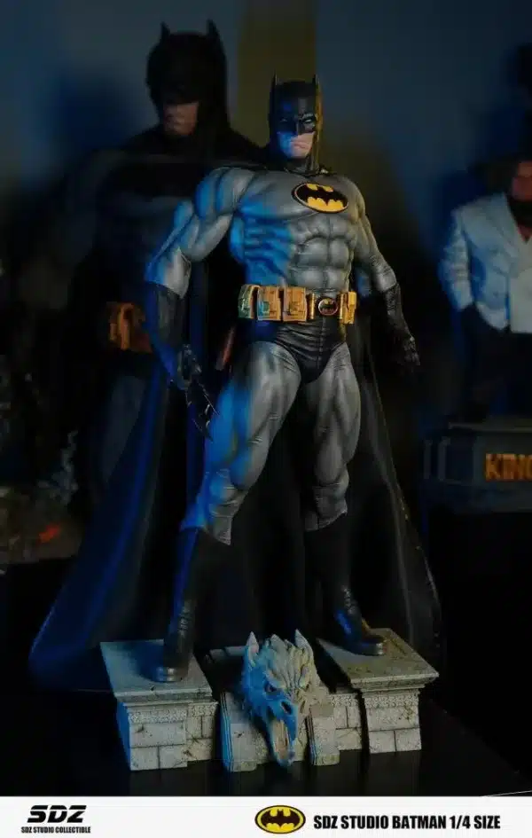 DC SDZ Studio Batman Resin Statue 1
