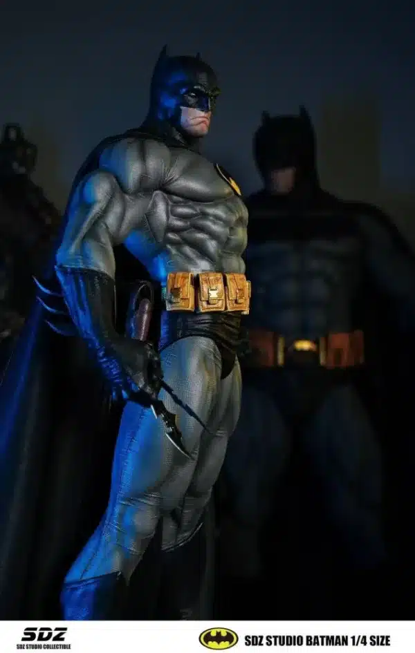 DC SDZ Studio Batman Resin Statue 2