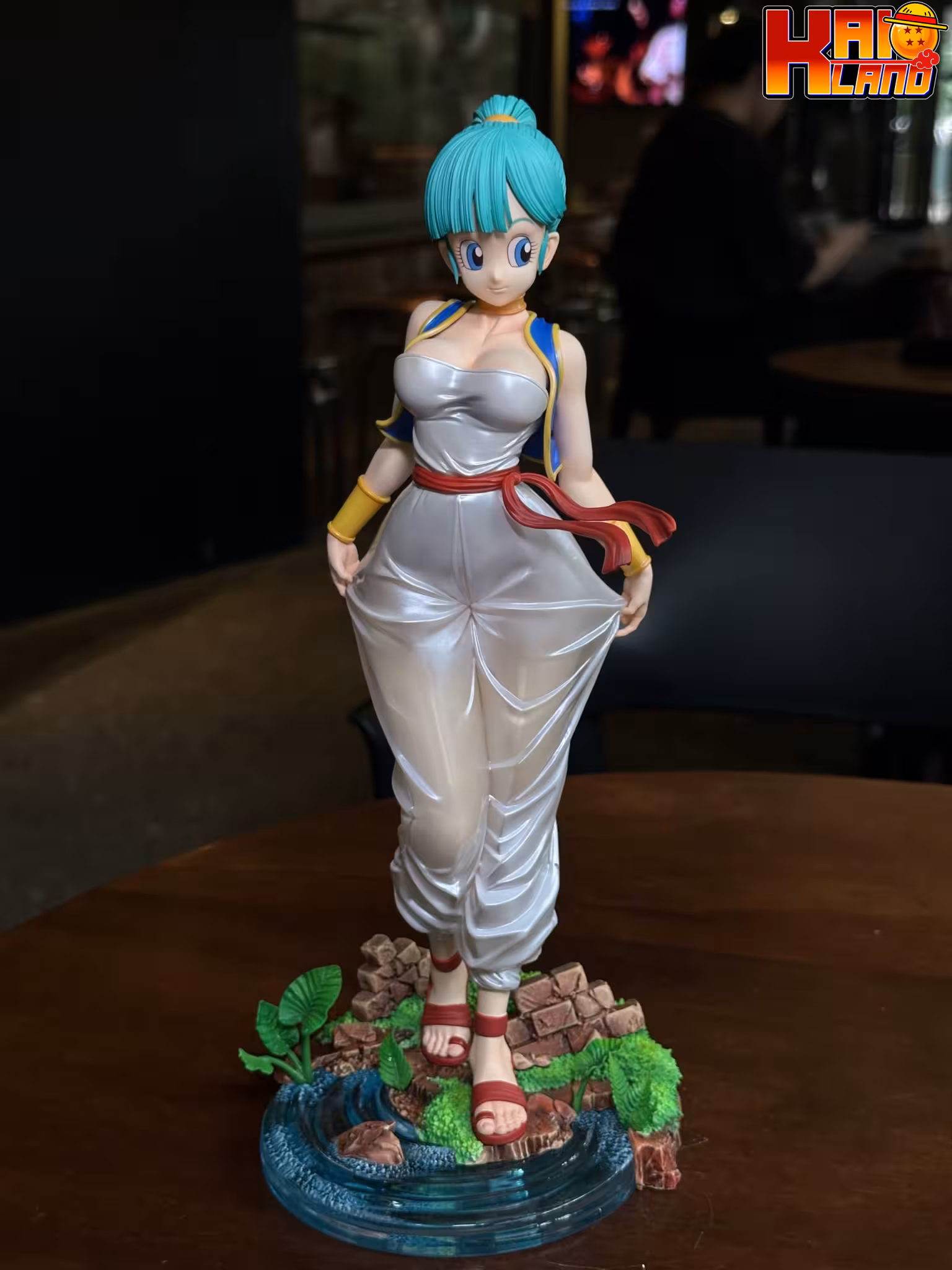 Dragon Ball ZQ Studio Bulma Resin Statue