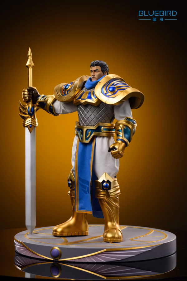 League of Legends Bluebird Studio Garen City Guard Resin Statue 4