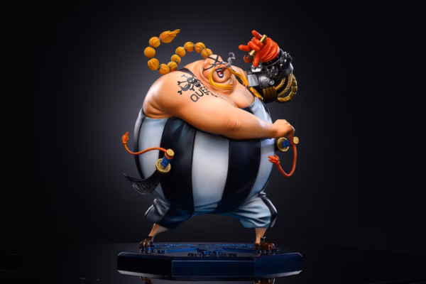 One Piece LX Studio Queen Resin Statue 3 min