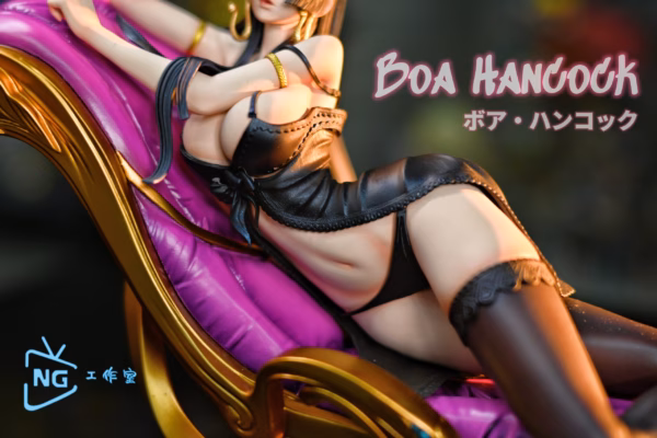 One Piece NG Studio Sofa Sexy Boa Hancock Resin Statue 5