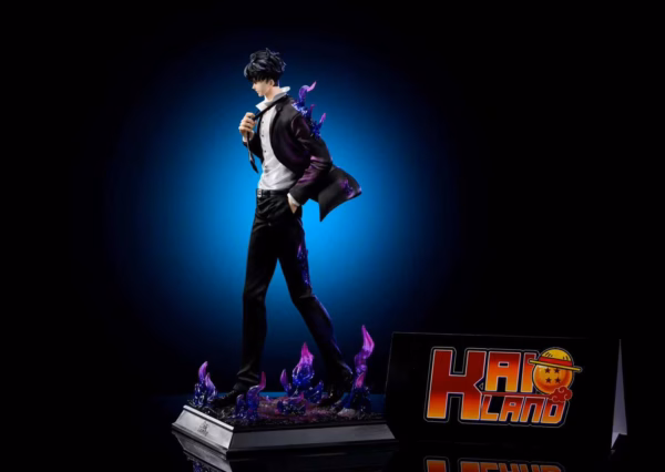 Solo Leveling Noc Studio Shadow Monarch Sung Jin Woo in Suit Resin Statue 3