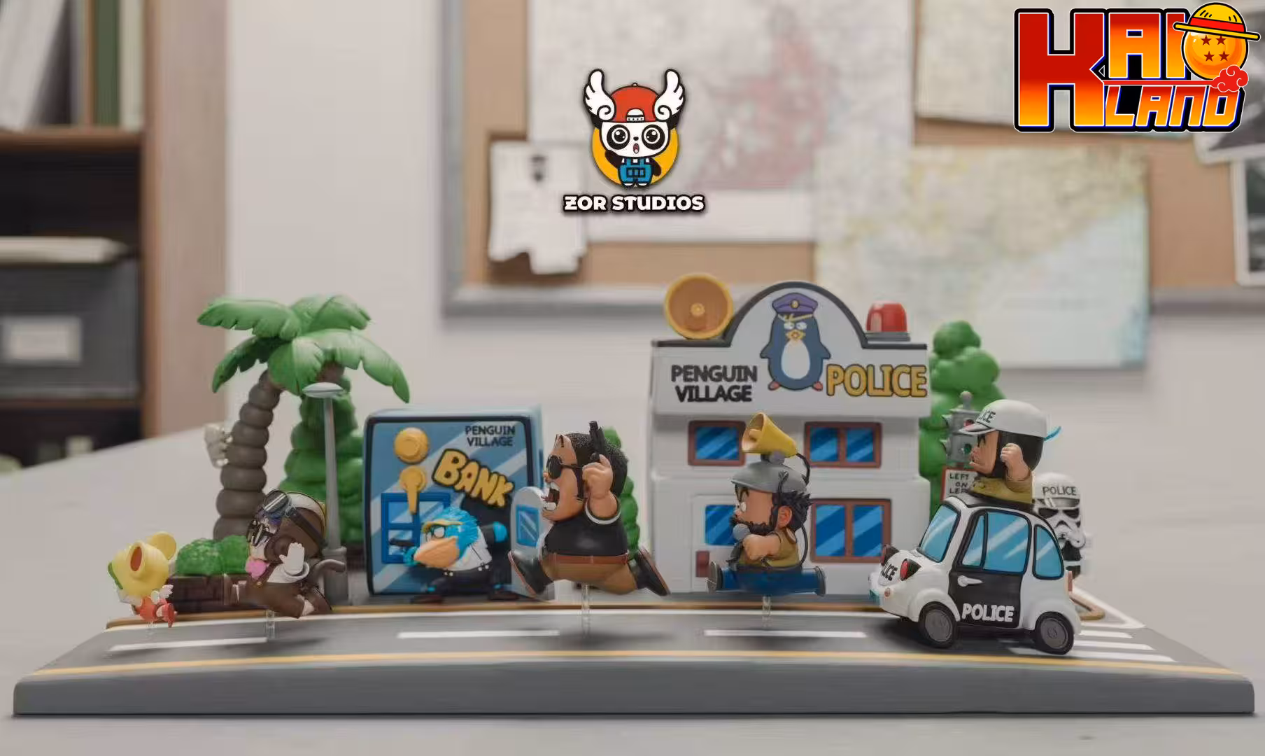 Dr Slump ZOR Studio Bank x Police Station Resin Statue