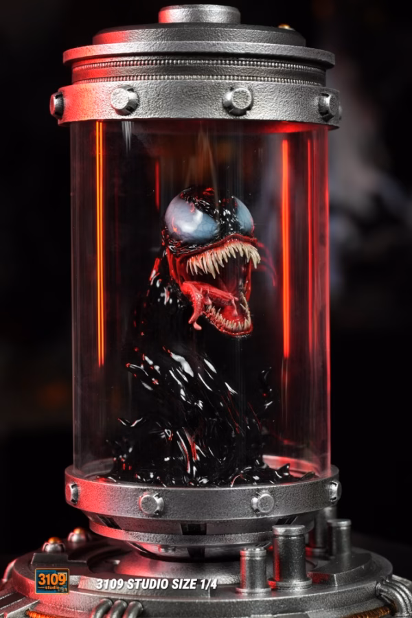 Marvel 3109 Studio Venom Experimental Tank Resin Statue 5