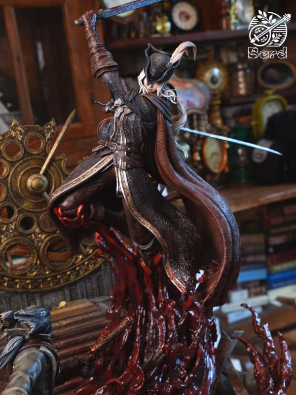 Bloodborne Bard Studio Lady Maria vs Hunter Resin Statue 4