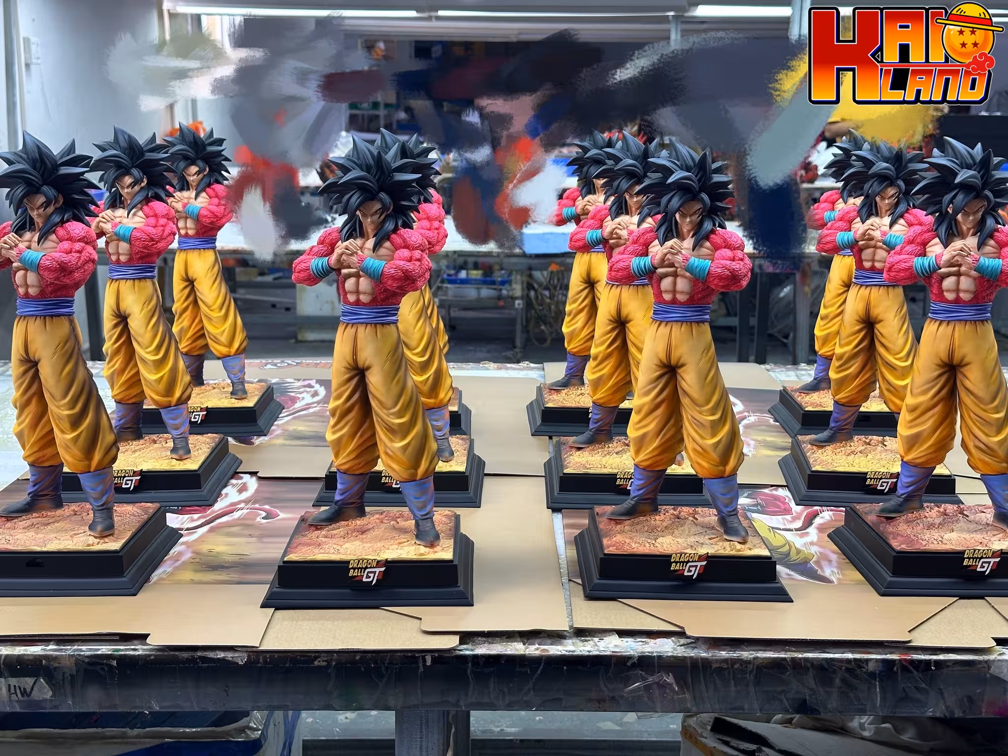 Dragon Ball Capsule Studio Goku SSJ4 Resin Statue