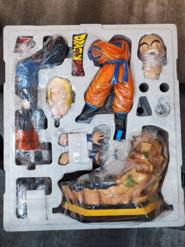 Dragon Ball Soul Wing Krillin x Android 18 Licensed Resin Statue 2