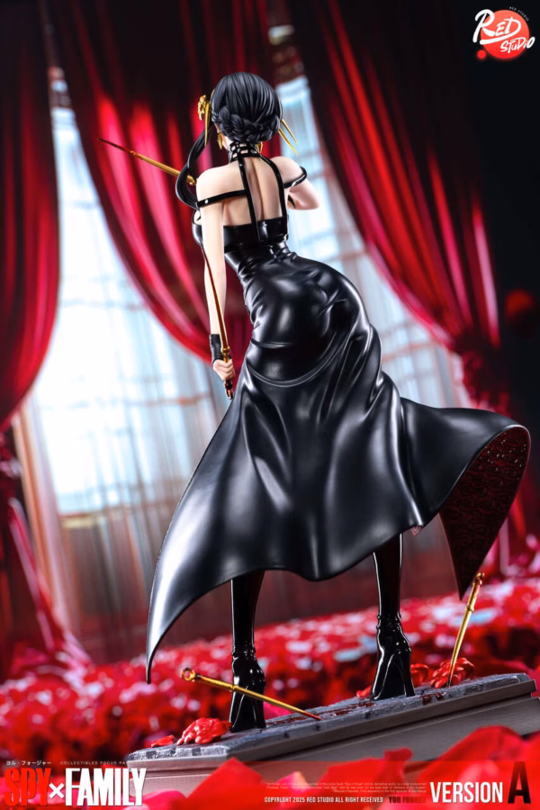 Spy x Family Red Studio Yor Forger Resin Statue 4