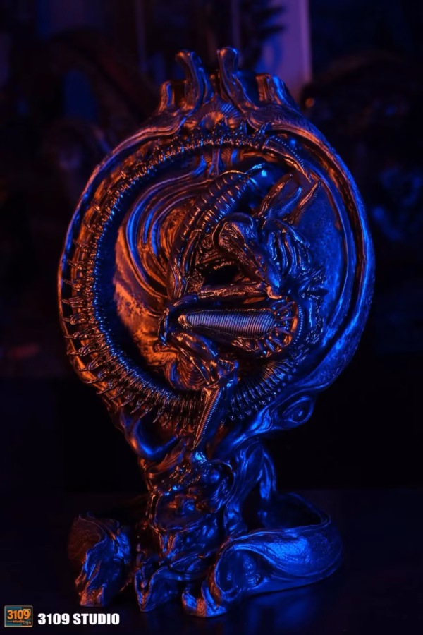 Alien 3109 Studio Alien Origin Resin Statue 1